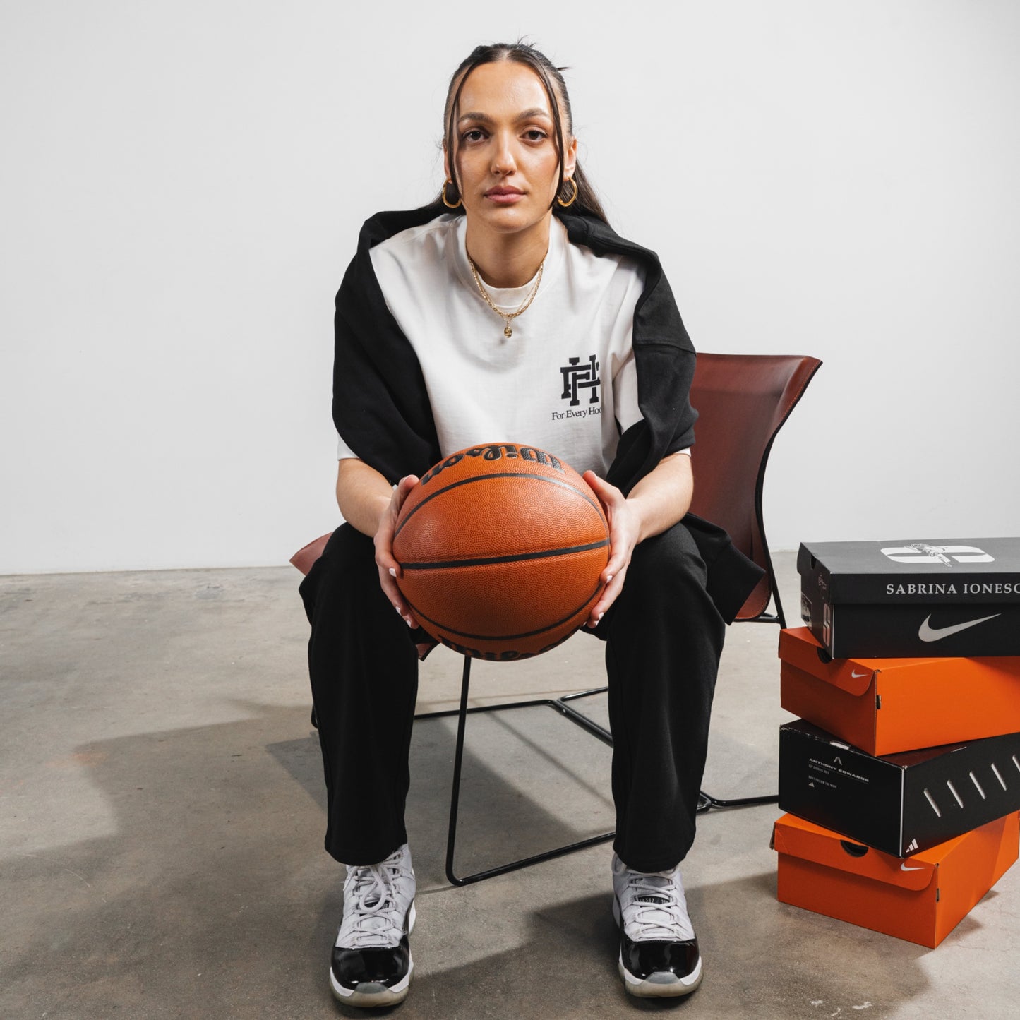Hooper Tee White / Black